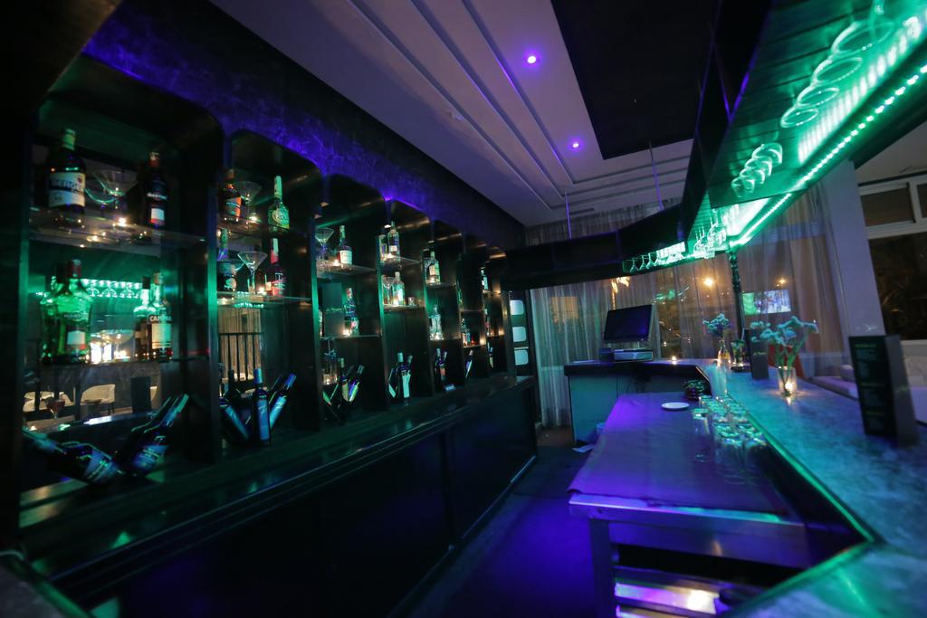 Hotel Suisse Casablanca Exterior photo